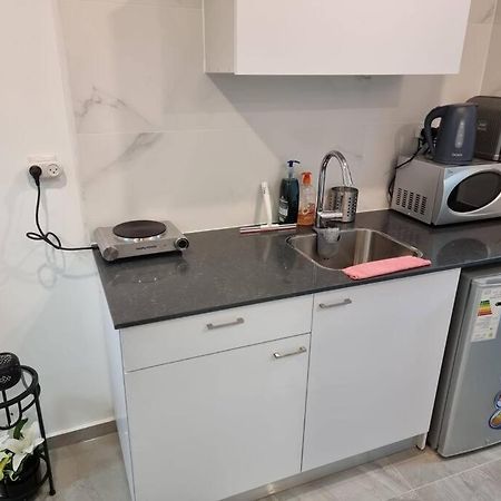 Appartamento דירת זוּגַג מפנקת עם מרפסת משגעת ונוף למפרץ. Eilat Esterno foto